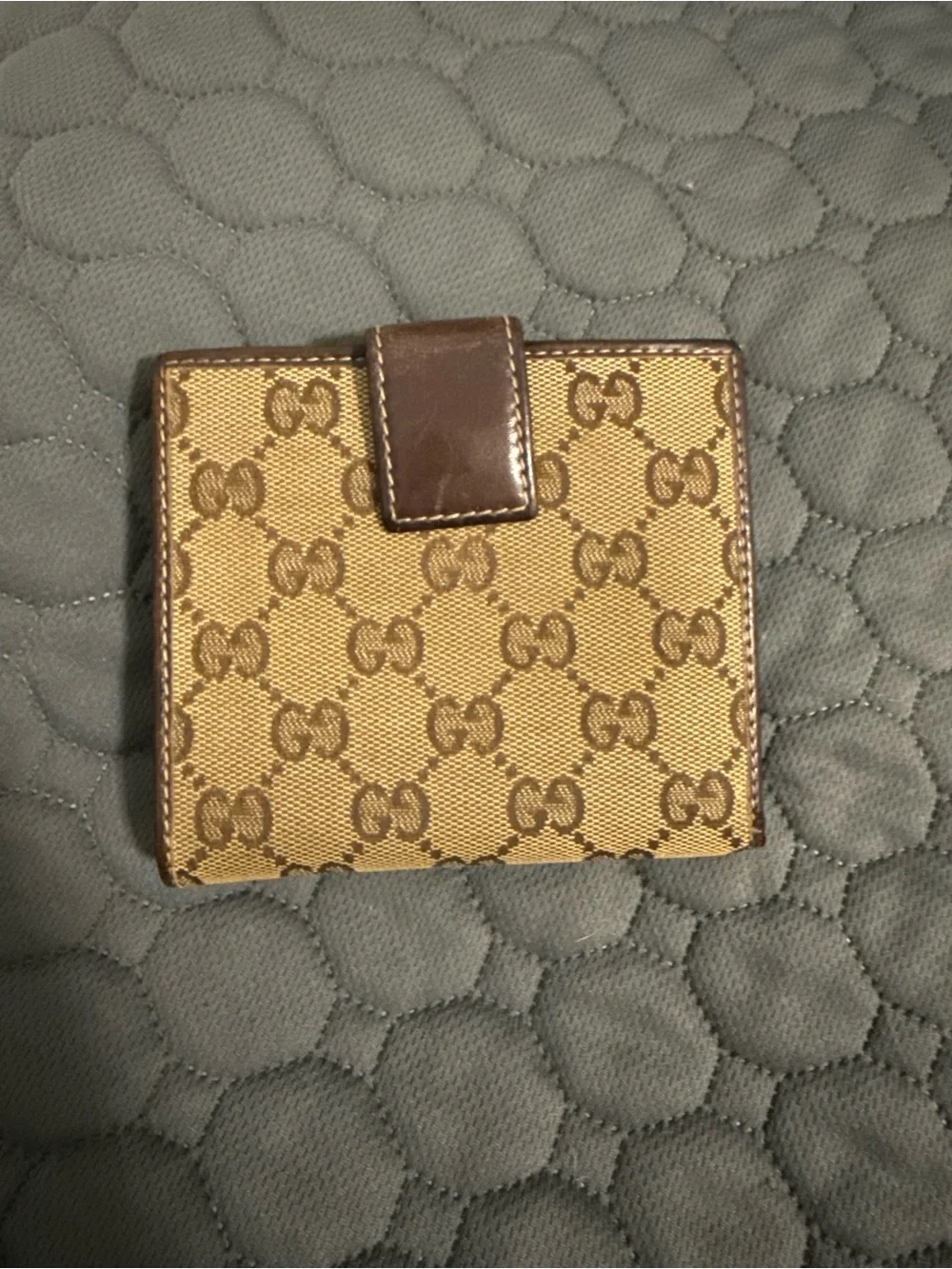 Gucci Tan Monogram Card Holder with Brown Leather Trim and Gold Logo
